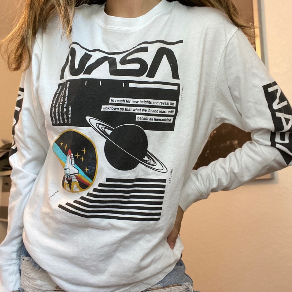 long sleeve nasa t-shirt